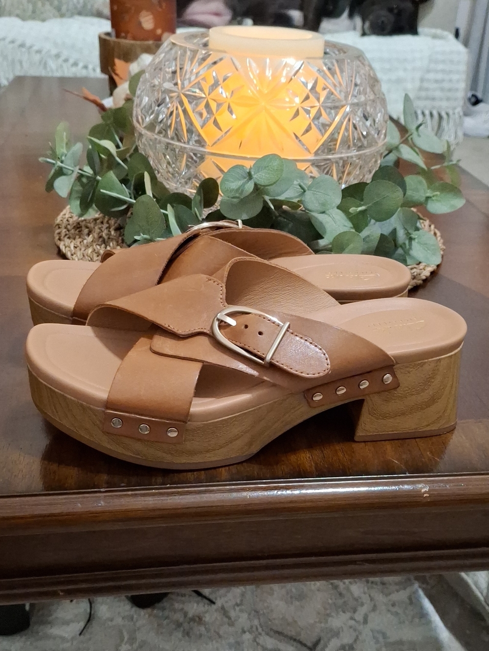 Clarks Sivanne Walk Tan Leather Buckle Platform Clog Sandals Size 8